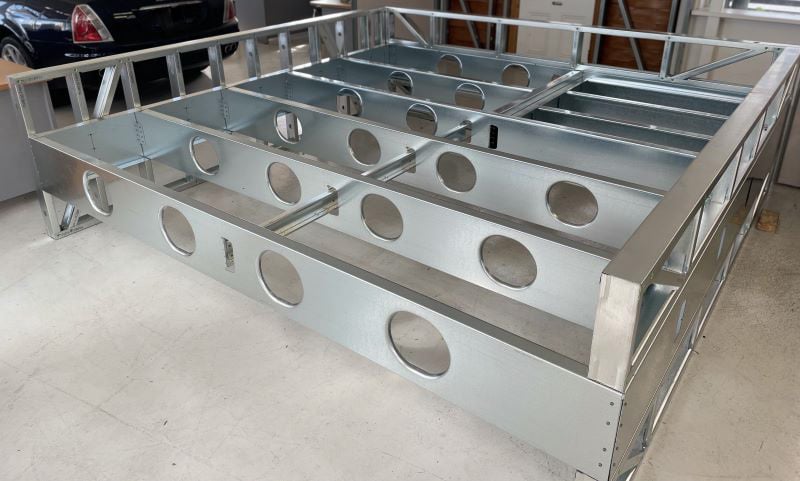 Deep C floor cassette